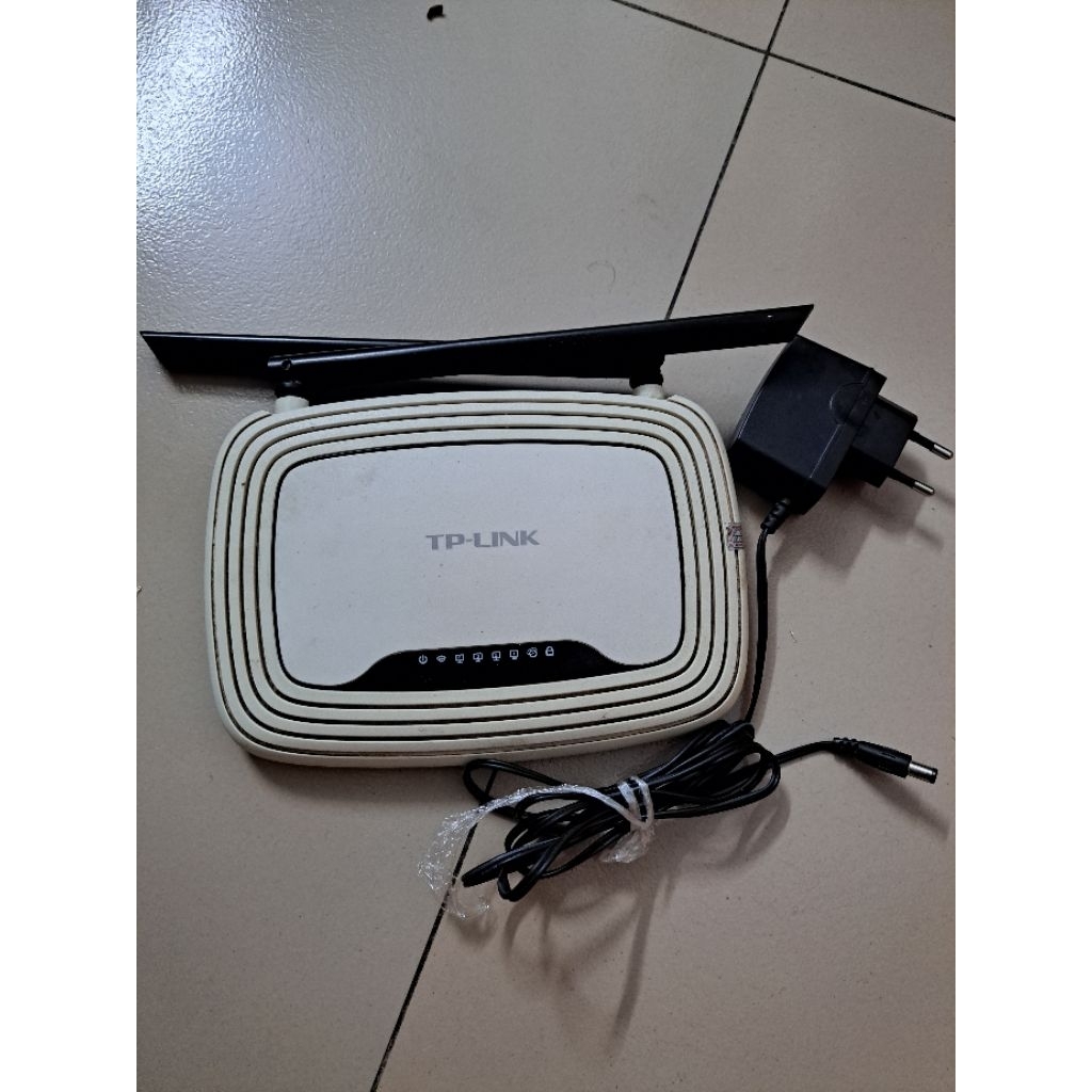 Bộ phát Wifi router TP-Link WR841N, Router Wi-Fi Chuẩn N Tốc Độ 300Mbps, hàng cũ như hình