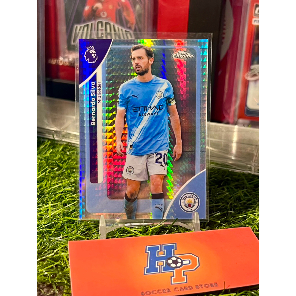 Thẻ bóng đá Bernardo Silva Pulsar Topps Chrome EPL 2025/26