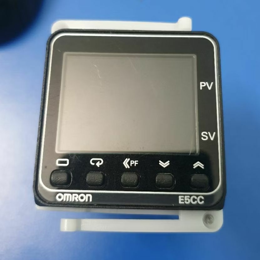 ĐỒNG HỒ NHIỆT ĐỘ OMRON E5CC-QX - RS485 MODBUS
