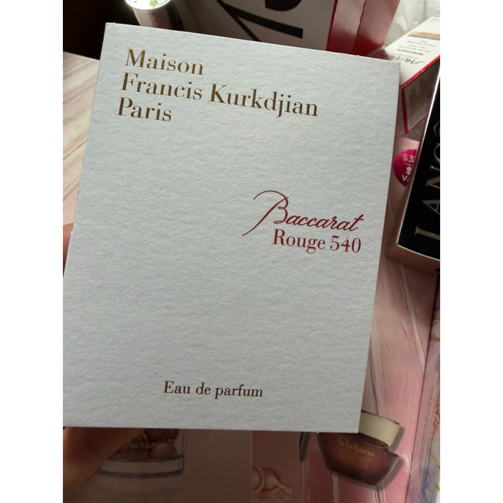 nước hoa Maison Francis Kurkdjian Baccarat Rouge 540 Eau de Parfum 2ml