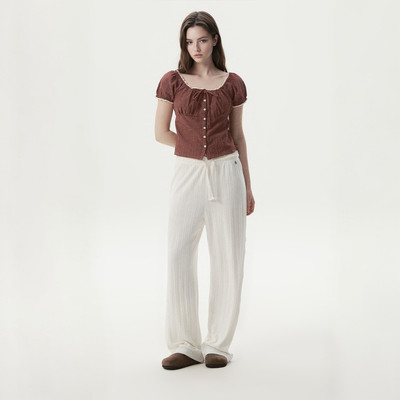 Quần WHO.A.U Eyelet Jacquard Pants_WHTMG2551F