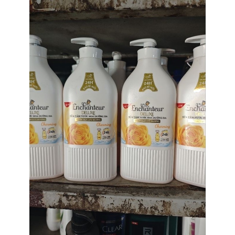 Sữa tắm Enchanteur 900g