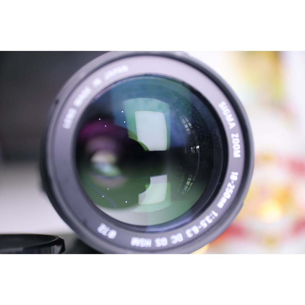 Lens Canon siêu đa dụng SIGMA AF 18-250mm F3.5-6.3 DC OS HSM ngàm efs (Thấu kính lớn bị mốc - Hỏng khẩu độ) - Lens máy ảnh