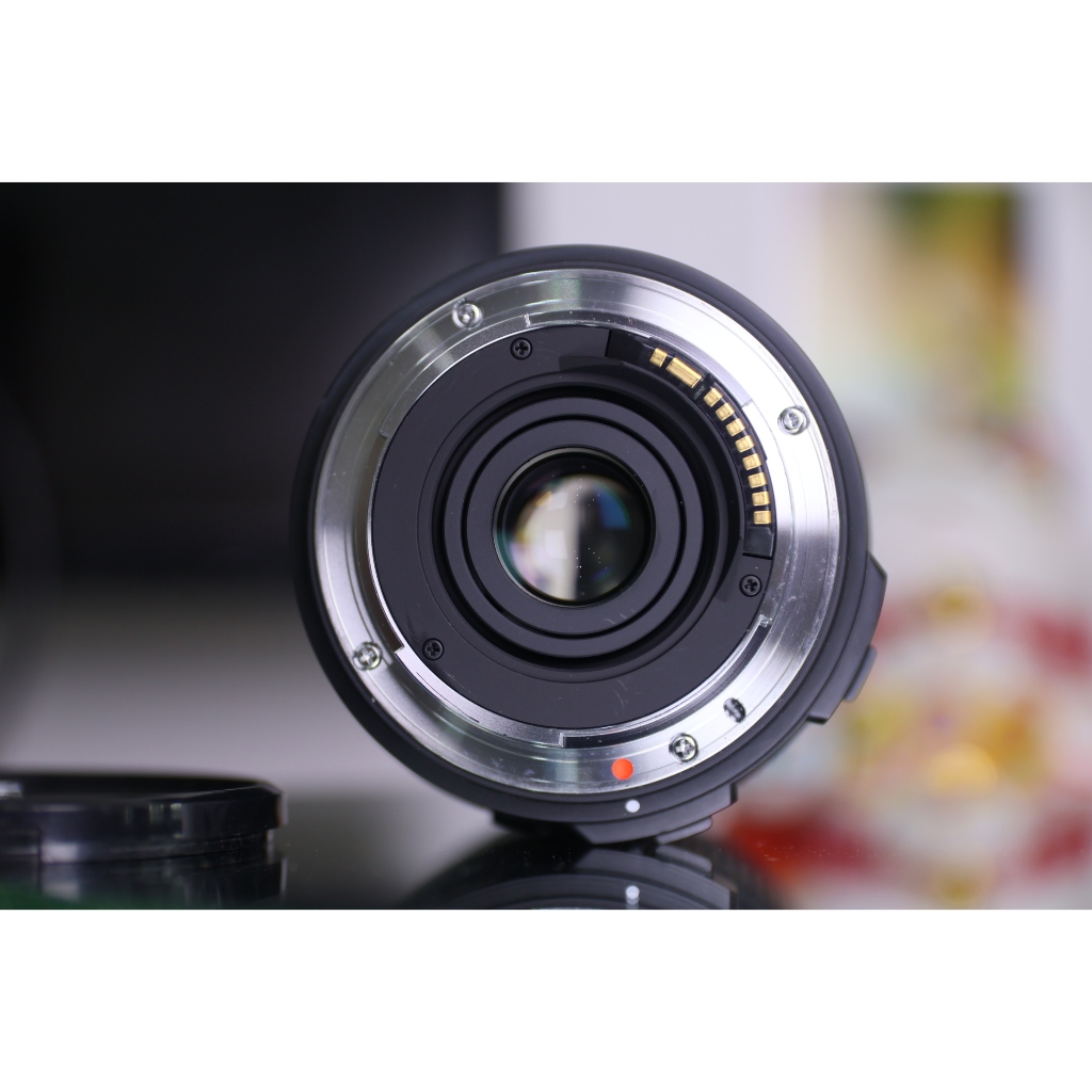 Lens Canon siêu đa dụng SIGMA AF 18-250mm F3.5-6.3 DC OS HSM ngàm efs (Thấu kính lớn bị mốc - Hỏng khẩu độ) - Lens máy ảnh