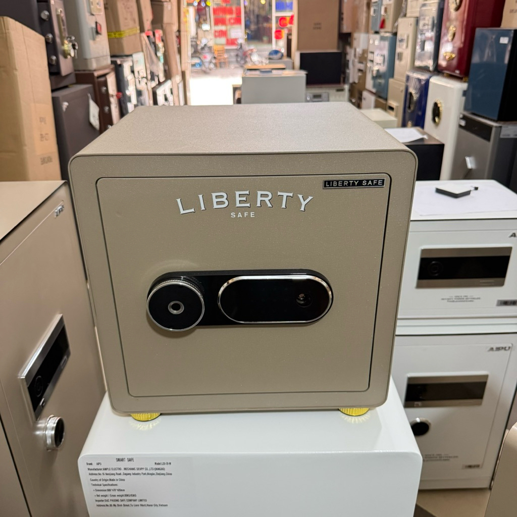 Két sắt Liberty LB39S mini thông minh kết nối điện thoại Khối lượng: 20kg Cao 390 * Rộng 390 * Sâu37