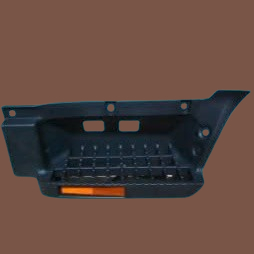 BẬC LÊN XUỐNG XE ISUZU NQR 550