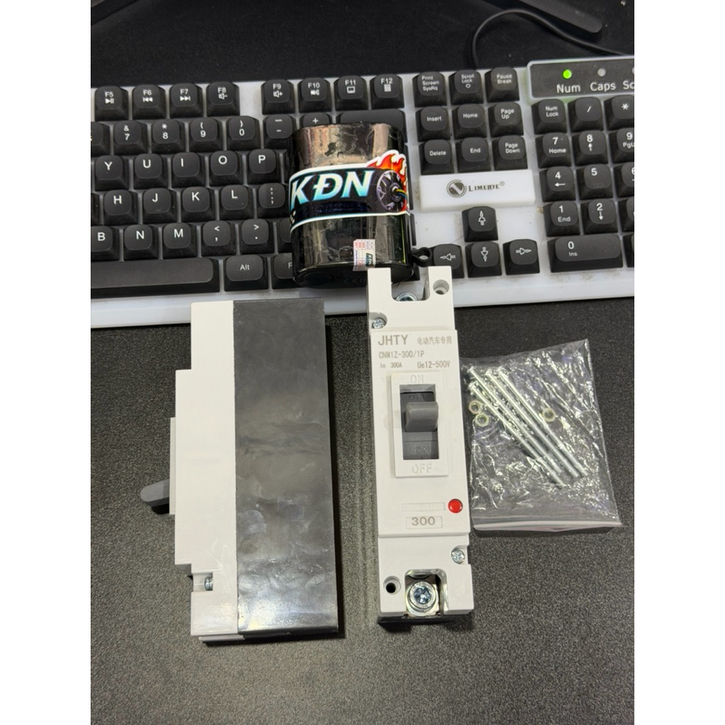 Atomat300A cầu dao, atomat công suất lớn150A-300A dành cho xe điện