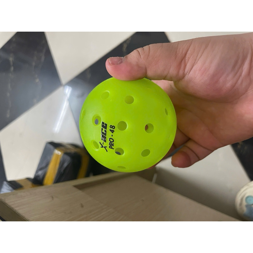 BÓNG PICKLEBALL X-ACE PRO 48 LỖ -  LT PRO 48 LỖ– CHUẨN THI ĐẤU PPA