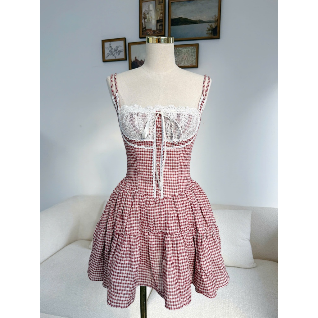 𝗖𝗹𝗼𝘁𝗵𝗲𝘀 𝗕𝗮𝗿 - Misa Dress (Cherry Tart) | Đầm Mini Caro Đỏ Hai Dây Phối Ren Trắng Cột Nơ