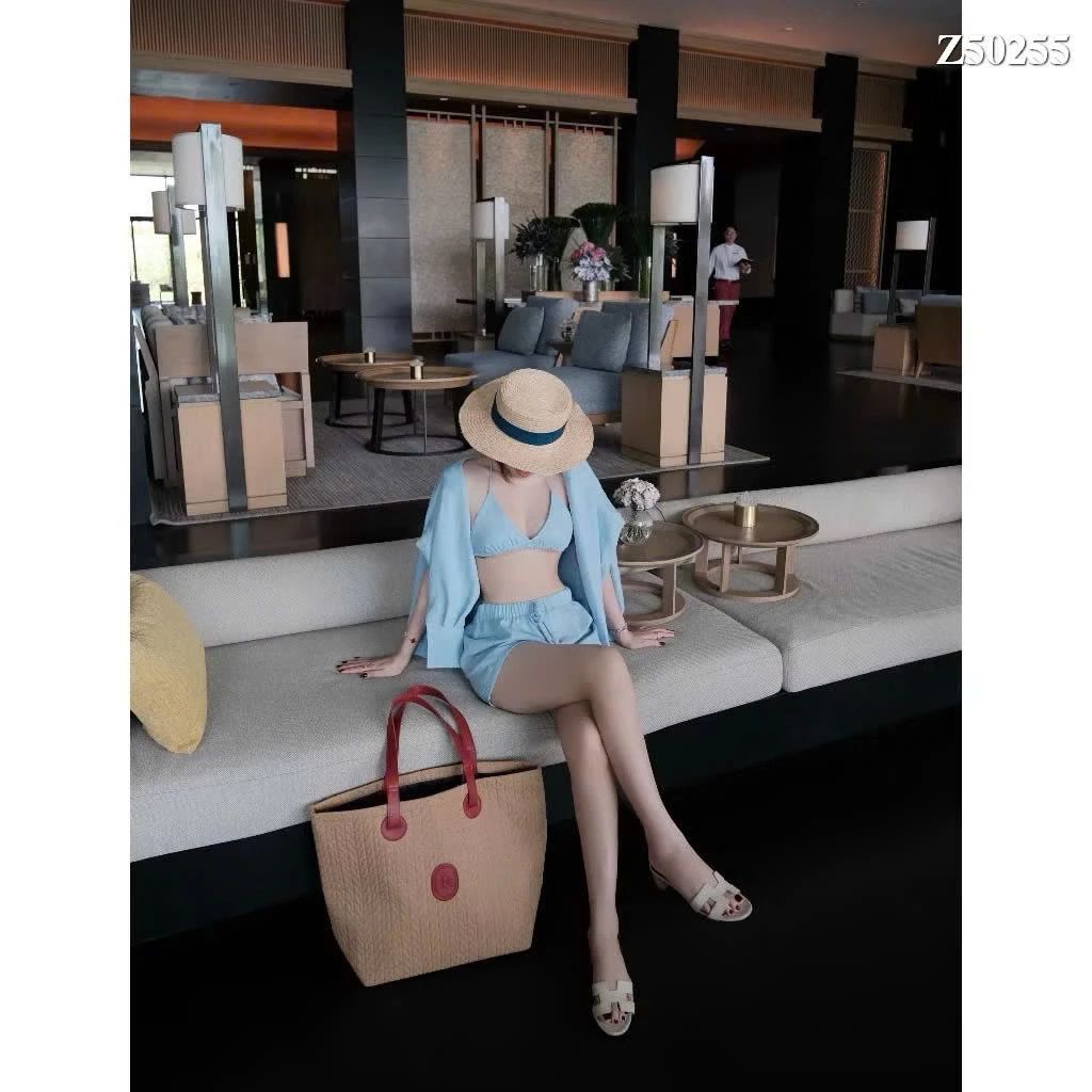 Set Đồ Đi Biển Nữ 3 Món Áo Khoác Mỏng Mix Áo 2 Dây CÓ MÚT NGỰC Phối Quần Short – Set Bikini Kín Đáo Đi Biển Sang Chảnh | BigBuy360 - bigbuy360.vn