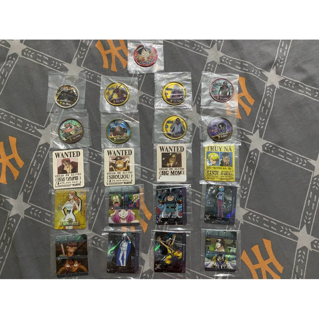 Thẻ bài mùa Wanted và thẻ xu One Piece Toonies các loại