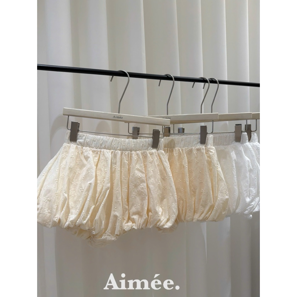 Aimee /  Quần Bí Ren