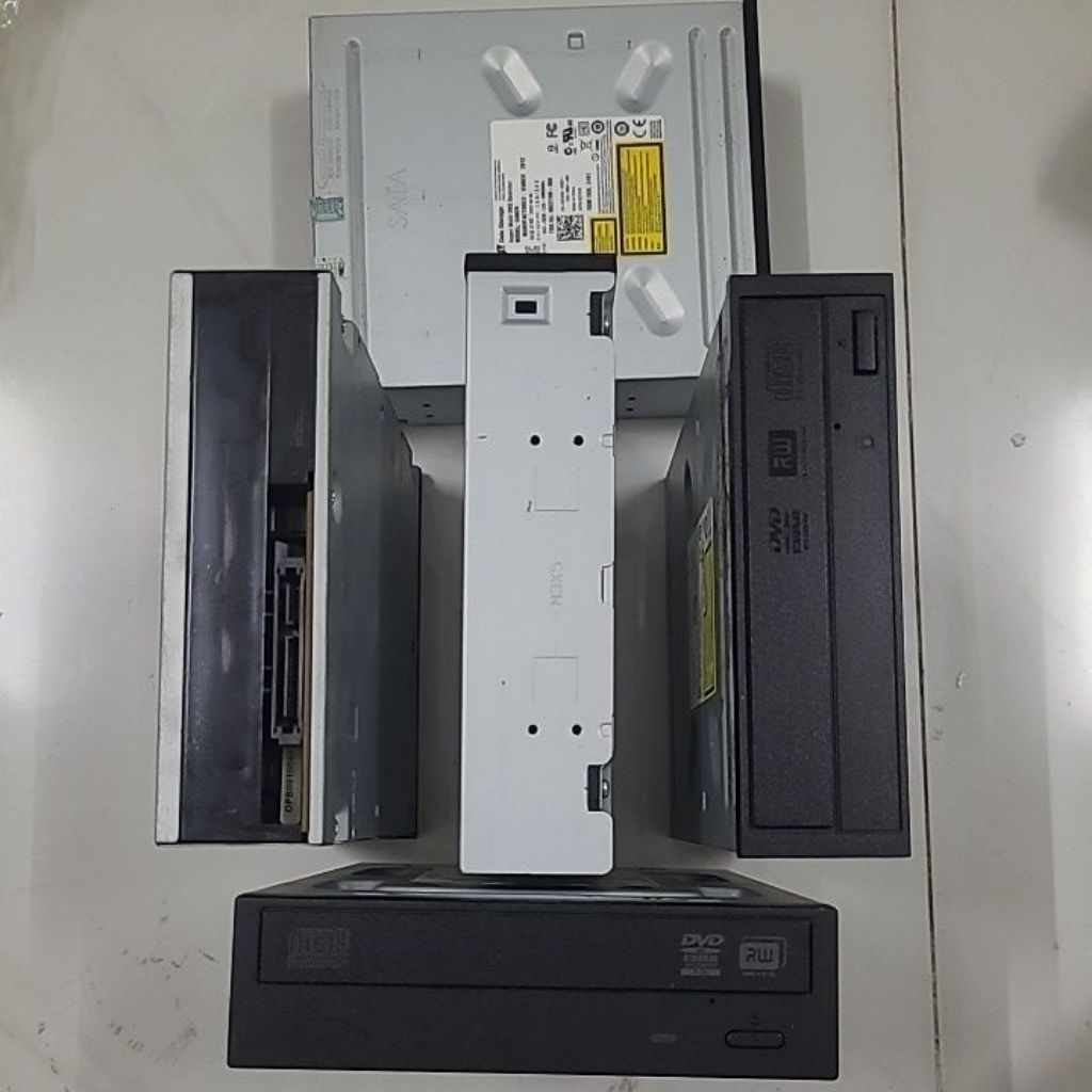 Ổ đĩa dvd ghi và đọc chuẩn sata