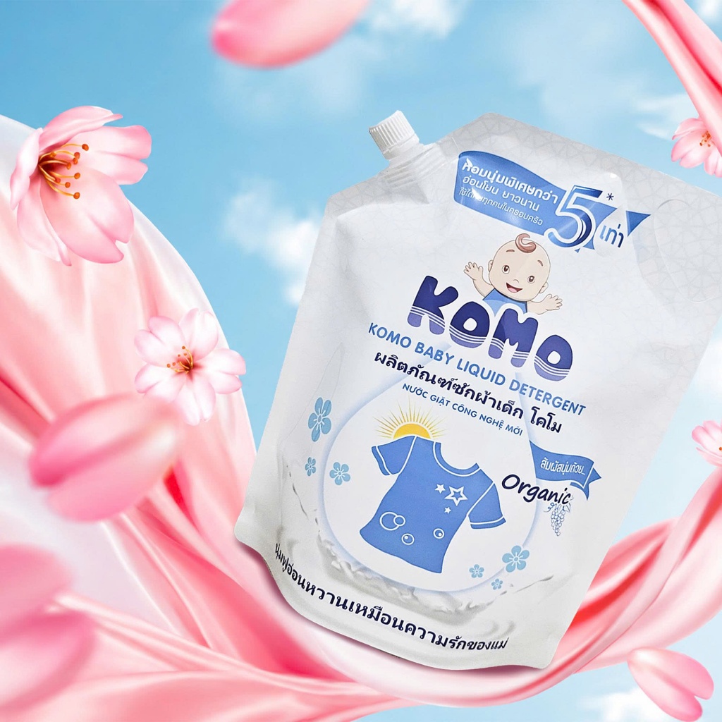 Nước Giặt Xả Sinh Học Komo Hương Hoa Biển Tuyết Túi 2 Lít Hàng Việt Nam 3 trong 1 dùng cho em bé >6M