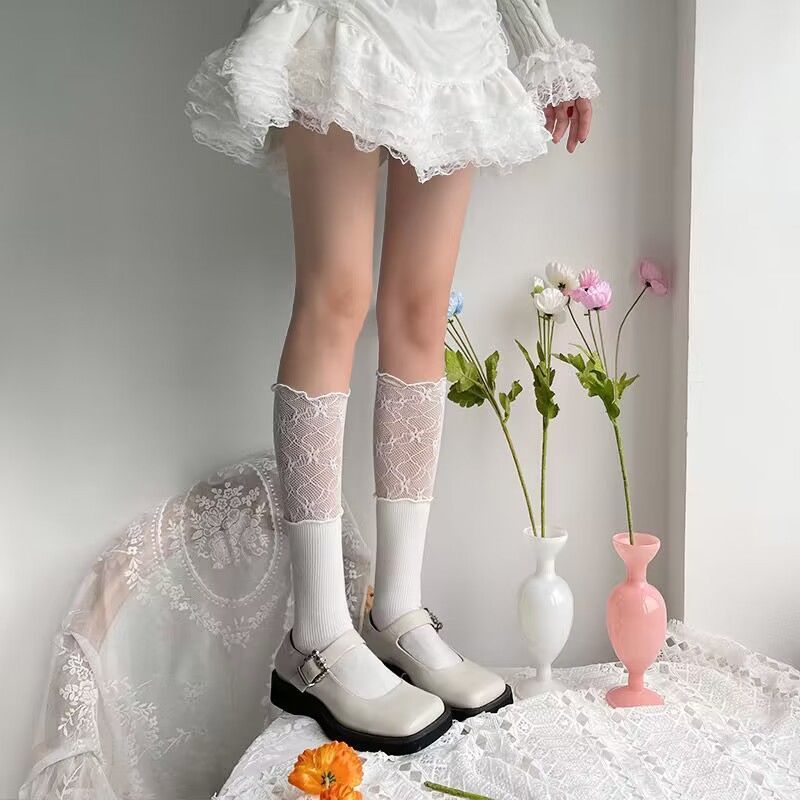 Tất vớ dài dưới gối phần trên có đính ren mỏng phong cách JK nữ tính phù hợp xỏ bốt B61 | BigBuy360 - bigbuy360.vn