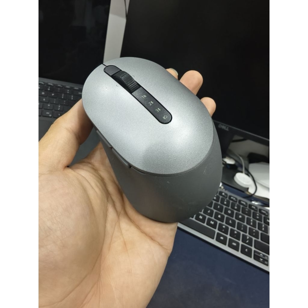 Chuột Dell không dây MS5320W đã qua sử dụng kết nối 3 thiết bị