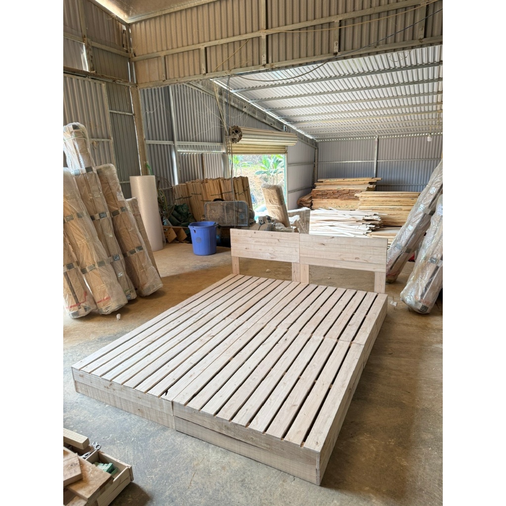 Pallet giường pallet cao 20cm,giường gỗ quế thơm