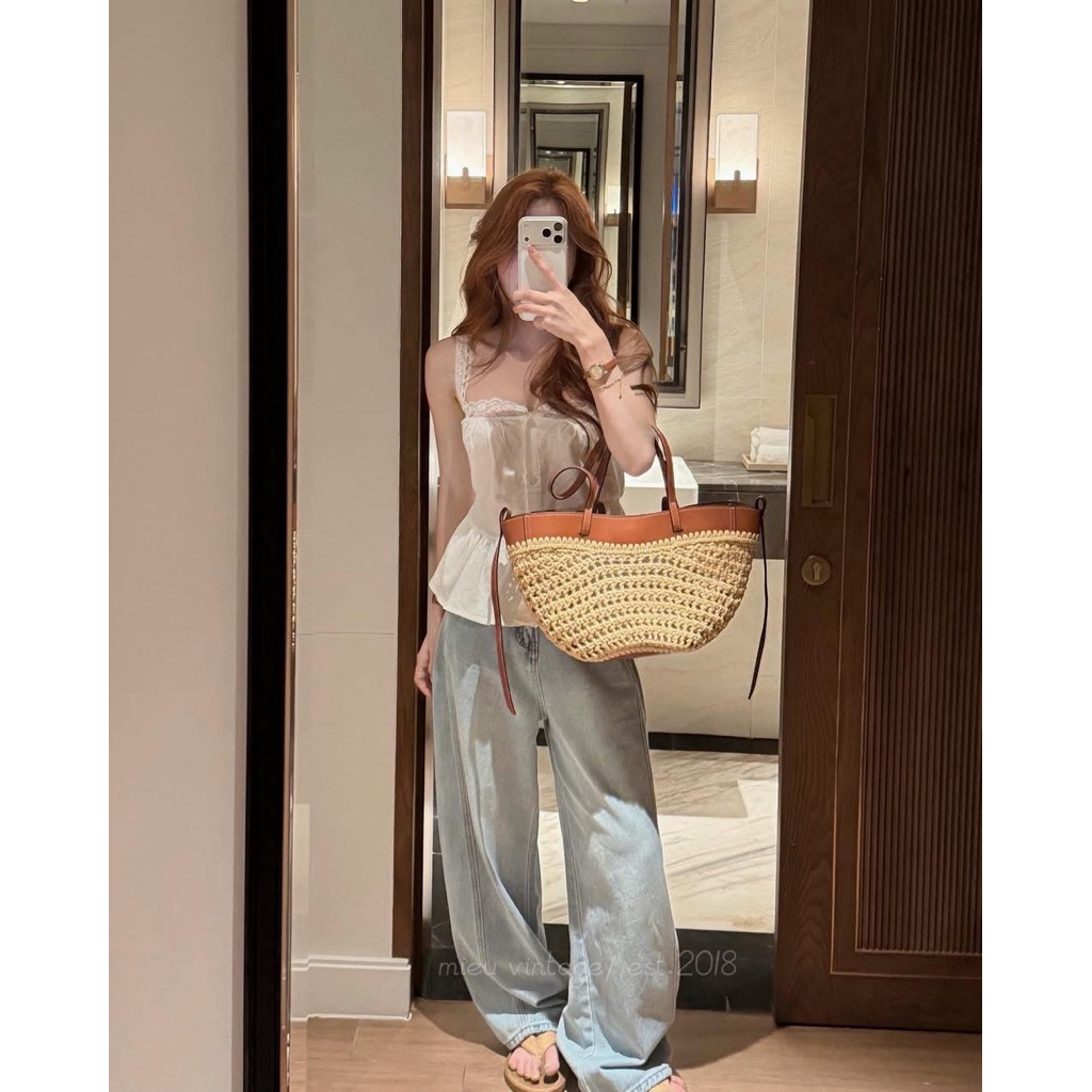 Áo Hai Dây Phối Ren dáng Peplum chất liệu Đũi Linen mềm mại dây buộc Nơ phong cách Vintage | BigBuy360 - bigbuy360.vn