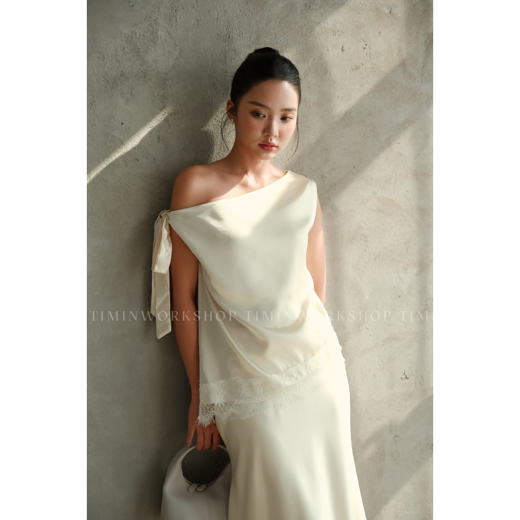 Ivy Áo Kiểu Off-shoulder Top Trễ Vai Lụa Queen Phối Ren Silk Lace Chic by Timin Workshop