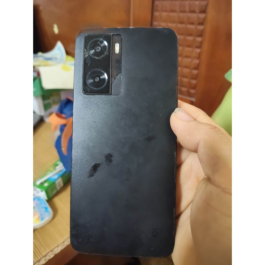 XÁC OPPO A57 CŨ (MÀM HỎNG)