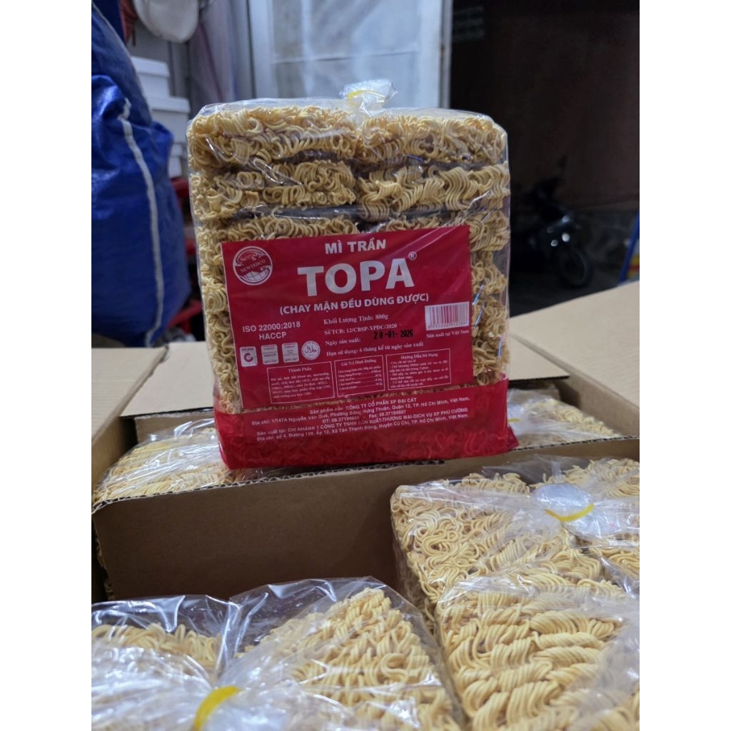 [XẢ KHO CẬN DATE] Lốc Mì trần mì ký Topa 800g (16 Vắt)