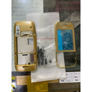 Vỏ Nokia E75 có xương(ko kèm phím ) và loại chỉ có mặt trước, nắp sau!