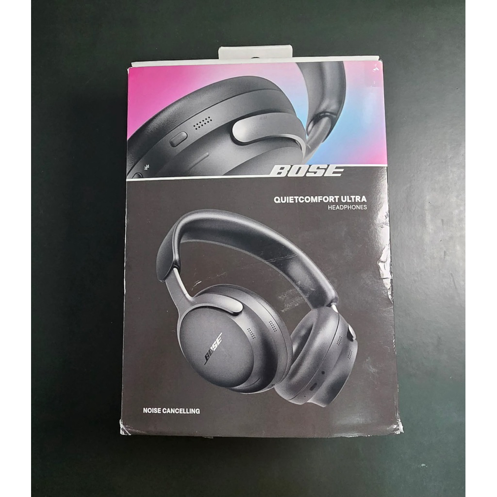 Tai nghe Bose quietcomfort ultra headphones - black,white (used)