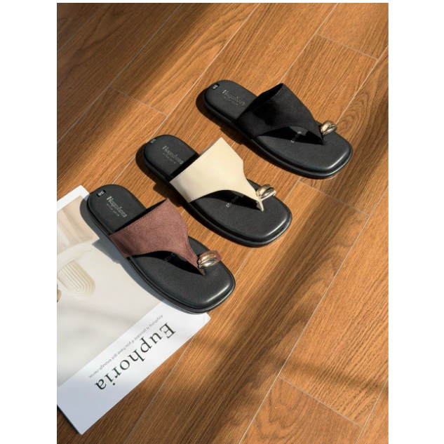 DÉP NAGASHOES QUAI NGANG XỎ NGÓN ĐÍNH PHỤ KIỆN NAD407