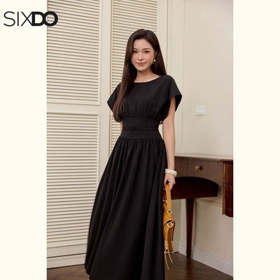 Đầm đen cổ thuyền tay hến chiết eo SIXDO (Black Woven Flared Dress)
