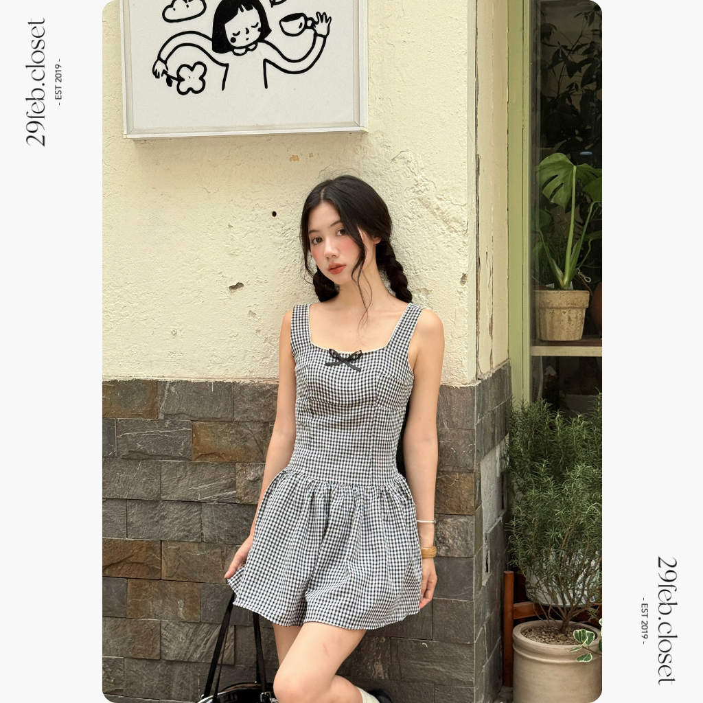 Váy kẻ caro nơ cổ vuông dễ thương dành cho mùa hè, Váy kẻ caro dáng ngắn - 29feb.closet – V251 | BigBuy360 - bigbuy360.vn