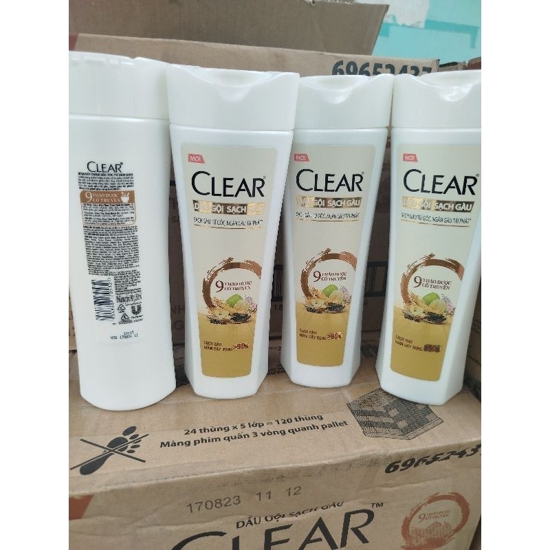 Dầu gội sạch gàu Clear Thảo Dược 340g