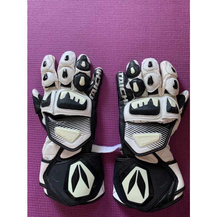 Motorcycle racing gloves with protectors, high durability, black and white, left and right set.