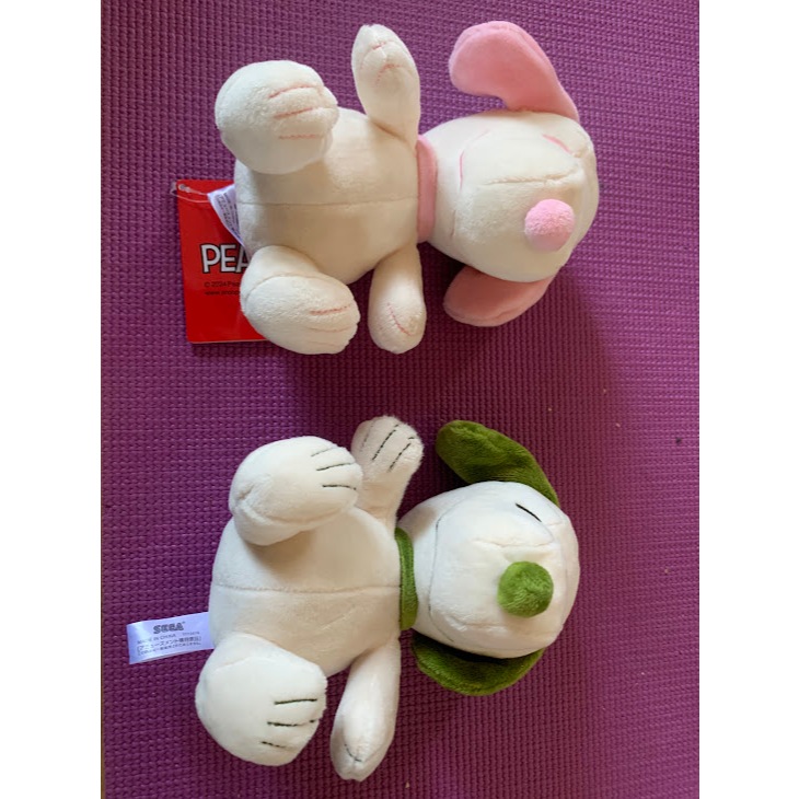 PEANUTS Snoopy Plush Toy Set (2 pieces): Pink & Green, Lying Down Design, with Tags, Used.