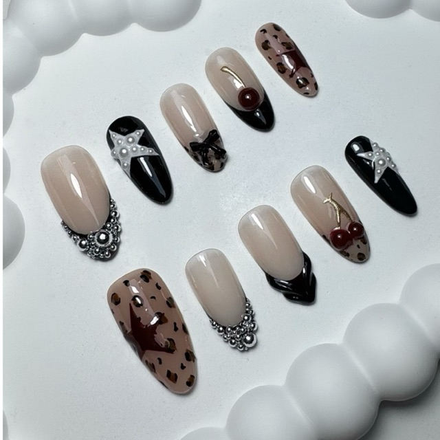 WildCharm Design | Nail Box nơ + da beo + ngôi sao