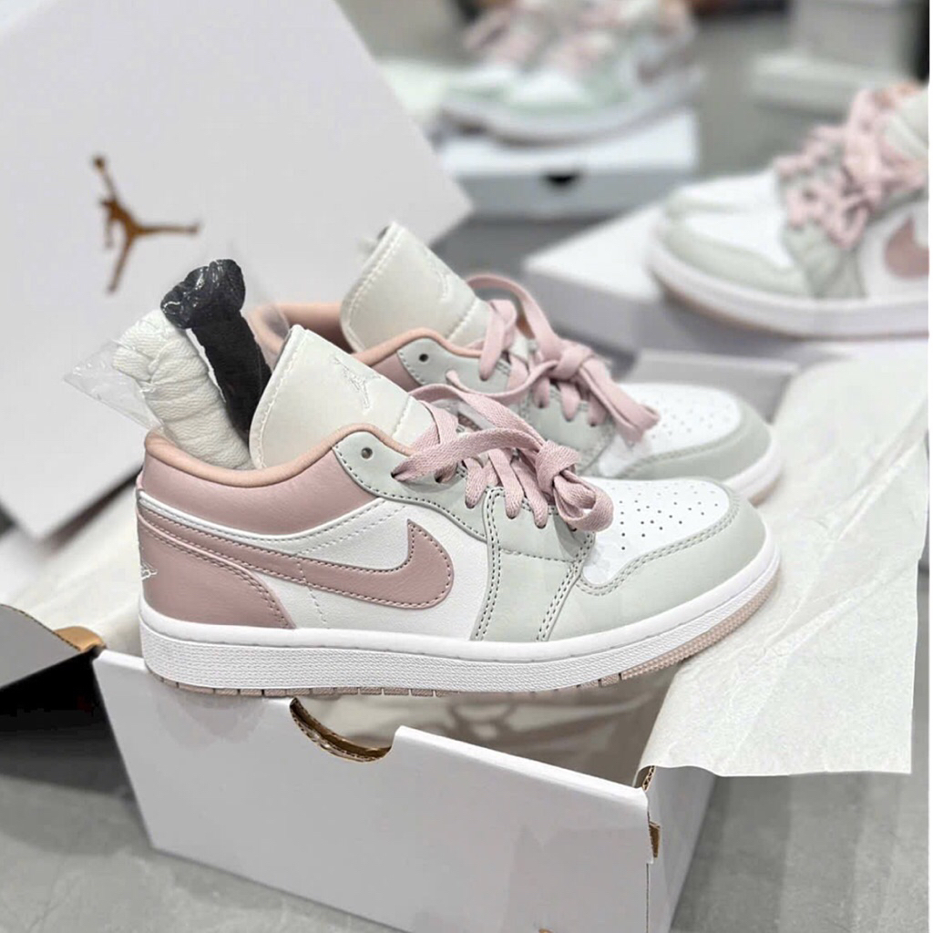 Giày Nike Air Jordan 1 Low Particle Rose