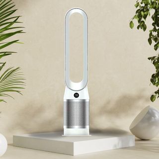 Quạt sưởi 2 chiều lọc không khí bụi mịn - Gió thổi mát kiêm ấm - Điều khiển từ xa