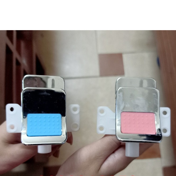 Vòi Cây Nước Nóng Lạnh