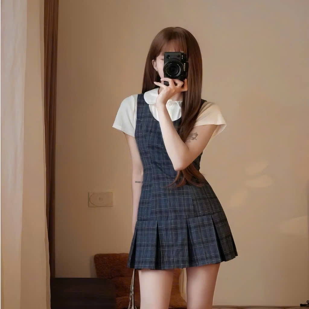 Set Váy Yếm Kẻ Caro Hari Xếp Ly Mix Áo Thun Cổ Sen Nữ Dáng Ngắn Tiểu Thư Dễ Thương Style Hàn Quốc Đi Chơi Xinh Xắn 21372 | BigBuy360 - bigbuy360.vn