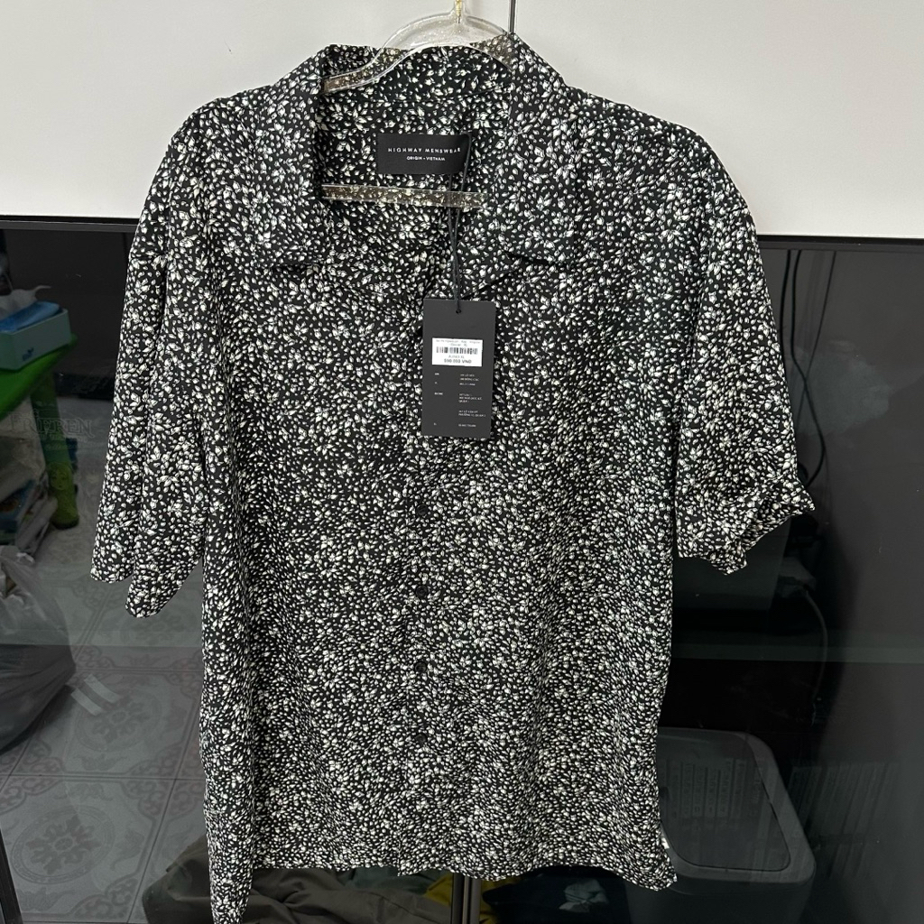 Áo curban Highway menswear size XL ( 65-75kg )