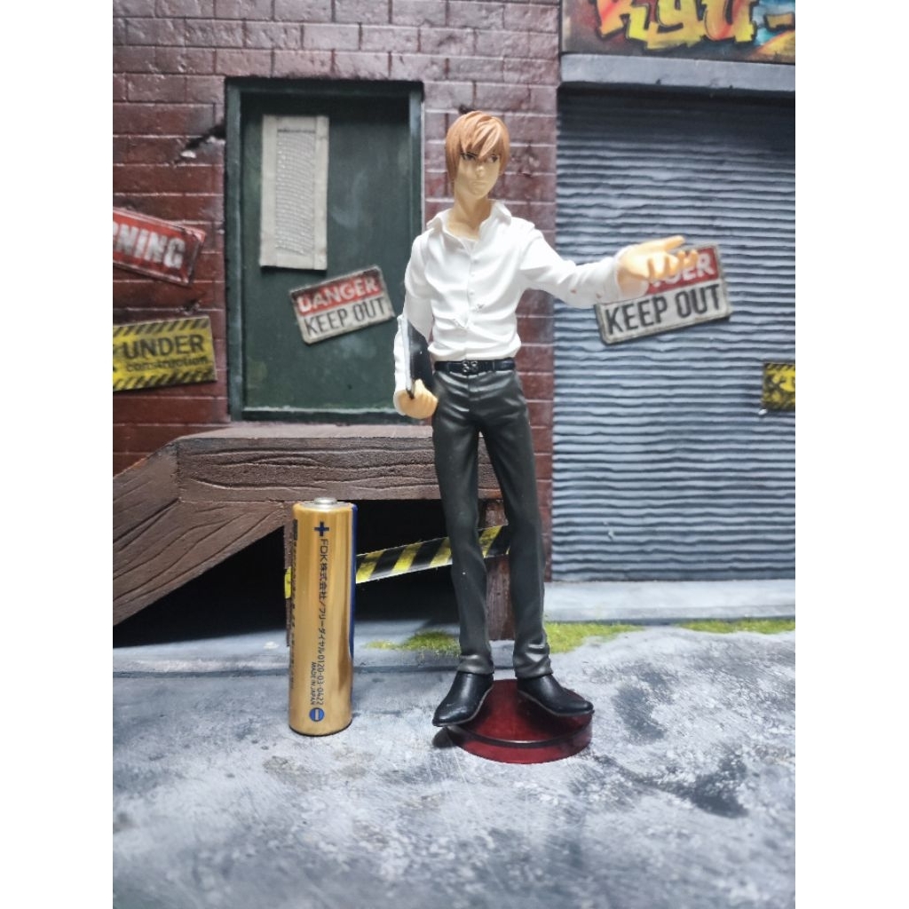 mô hình Yagami Raito trong death note