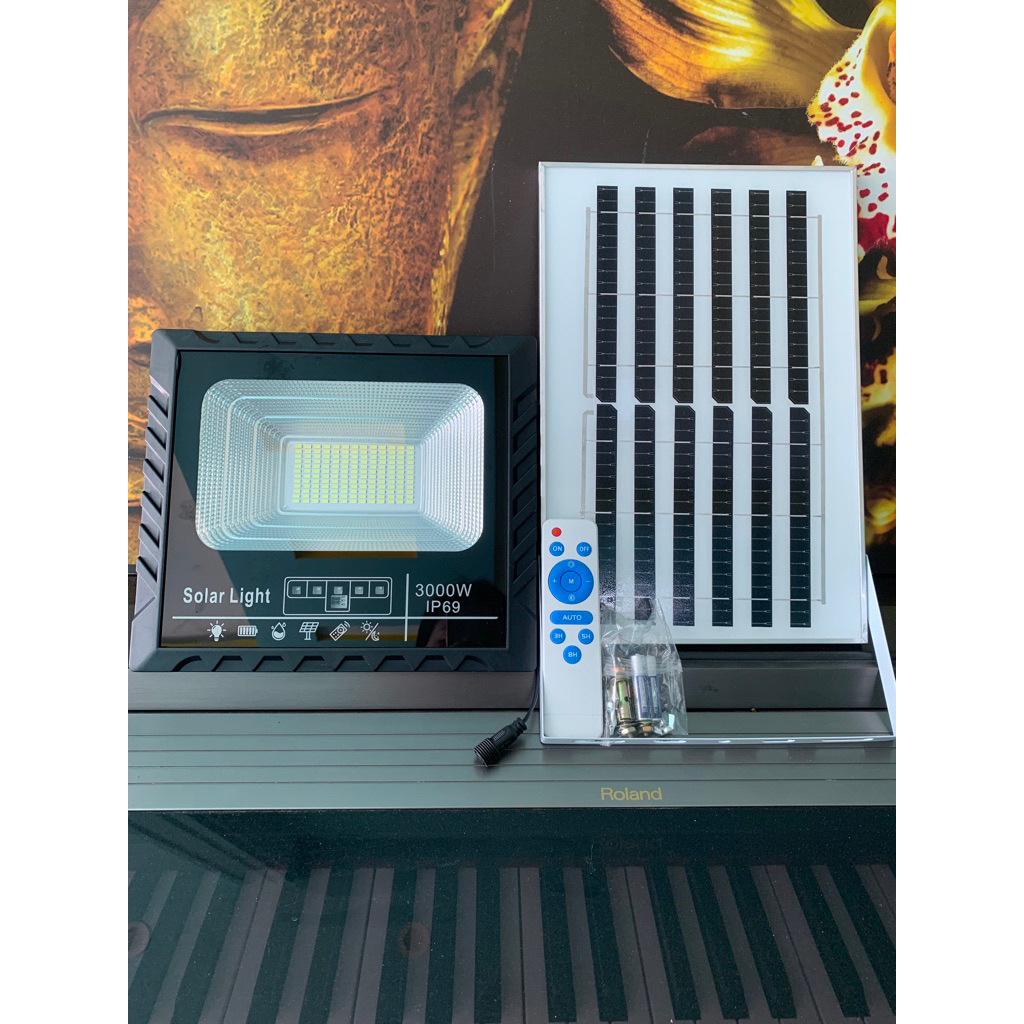 [Nguyên Bộ] Đèn Pha Năng Lượng Mặt Trời SoLar Light 1500W IP68 Sáng 6-8H Bảo Hành 1 Năm