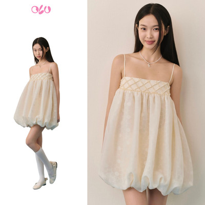 Set OLV đầm bí và quần tiểu thư ngọt ngào Ivory Mesh Smocked Puff Set phù hợp đi chơi đi cà phê