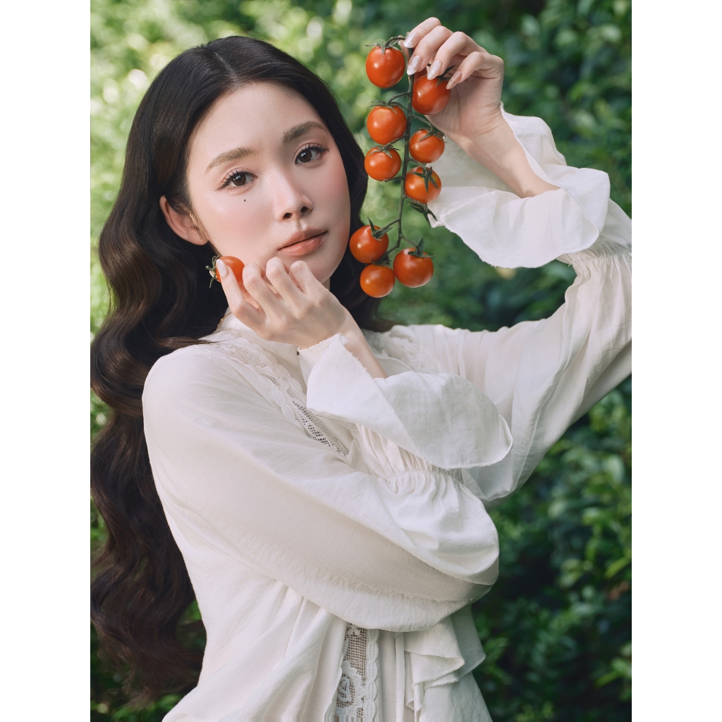 Áo Sơ Mi Dáng Suông Thiết Kế Cổ V Phối Bèo Tay Phồng Chun Tay Chất Liệu Đũi Lụa Phối Ren - Lala Shirt | BigBuy360 - bigbuy360.vn