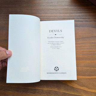 Sách - Tiểu thuyết tiếng Anh - Devils