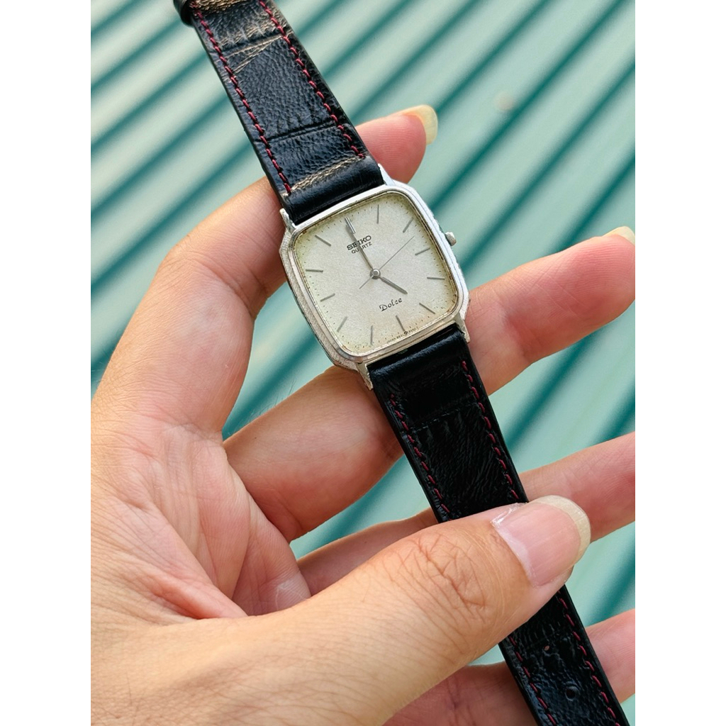 Đồng hồ Tank Seiko Dolce quartz mặt bông tuyết kính saphia, có cũ theo thời gian [ĐỌC KỸ MÔ TẢ]
