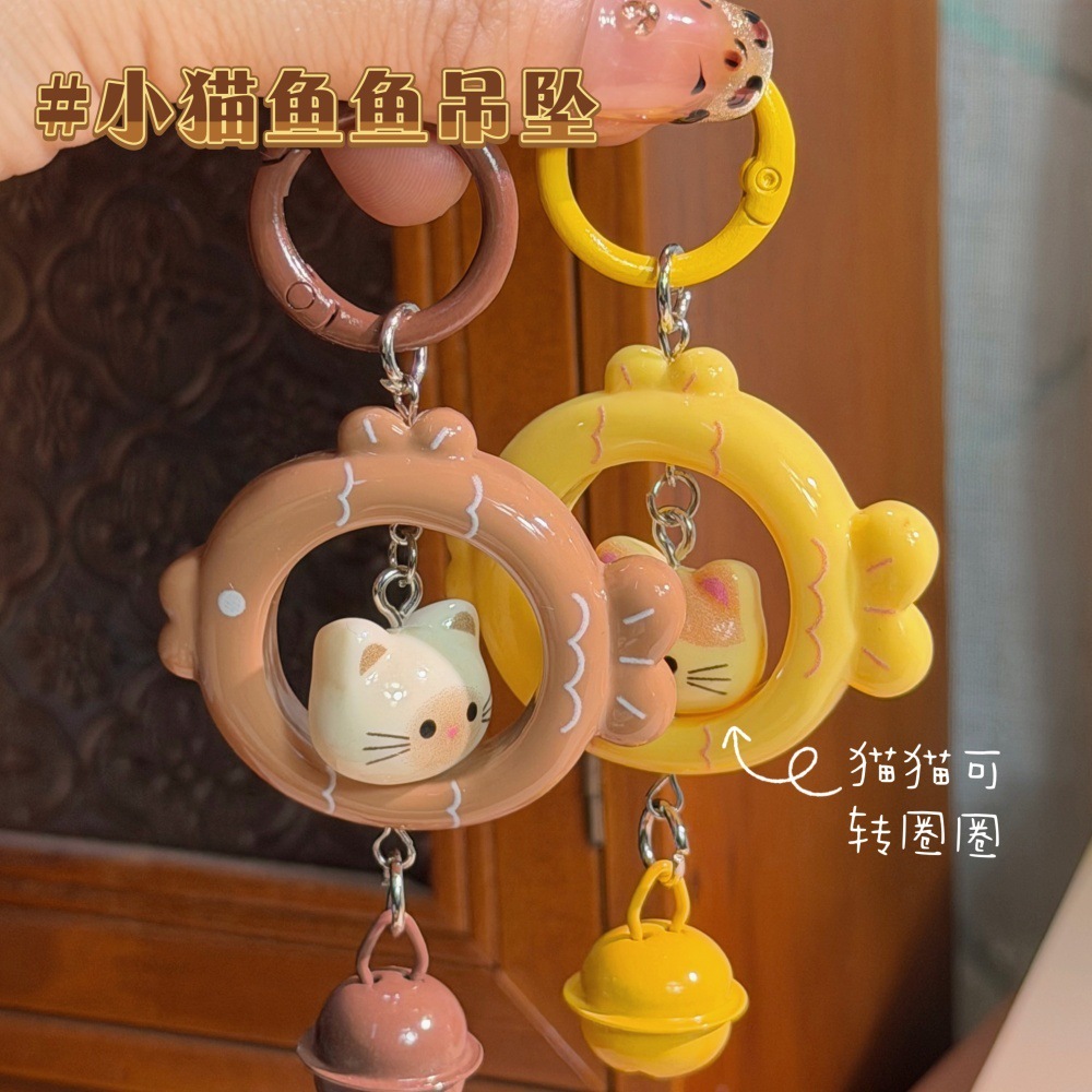 Móc Khóa Mèo Trong Cá Vàng Dễ Thương – Charm Chuông Mini Treo Balo, Túi Xách…