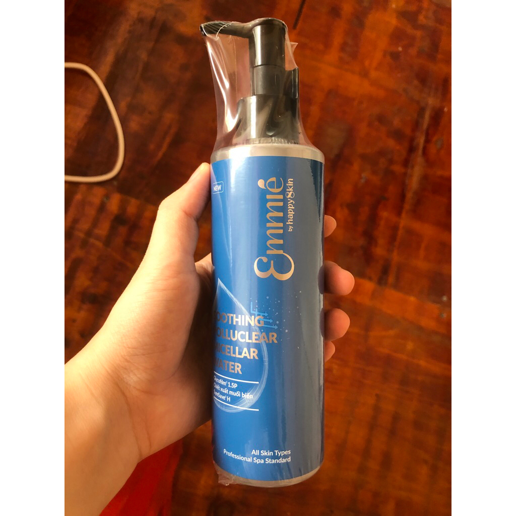Nước tẩy trang emmie