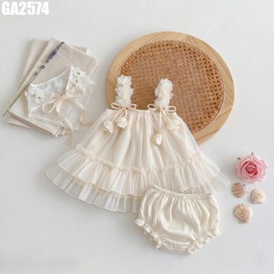 Set Váy Bé Gái Sơ Sinh Voan Tơ Hai Dây Đính Hoa 3D Bồng Bềnh Quần Chíp Và Yếm Ren MINTSCLOSET GA2574