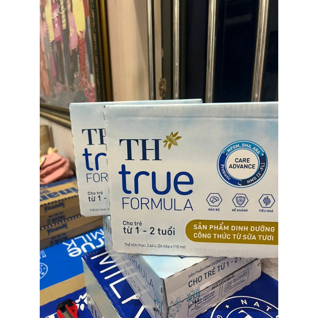 Thùng 24 Hộp Sữa Công Thức Pha Sữa Tươi TH True Formula 110ml (110ml x 24) Cho Bạn Bé Từ 12-24M