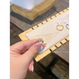 Nhẫn titan hạt đá chìm trơn đơn giản